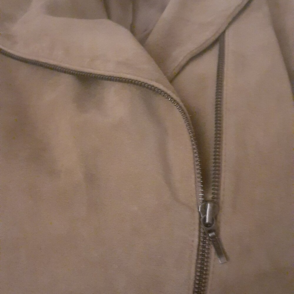 Jacket - Picture 5 of 7